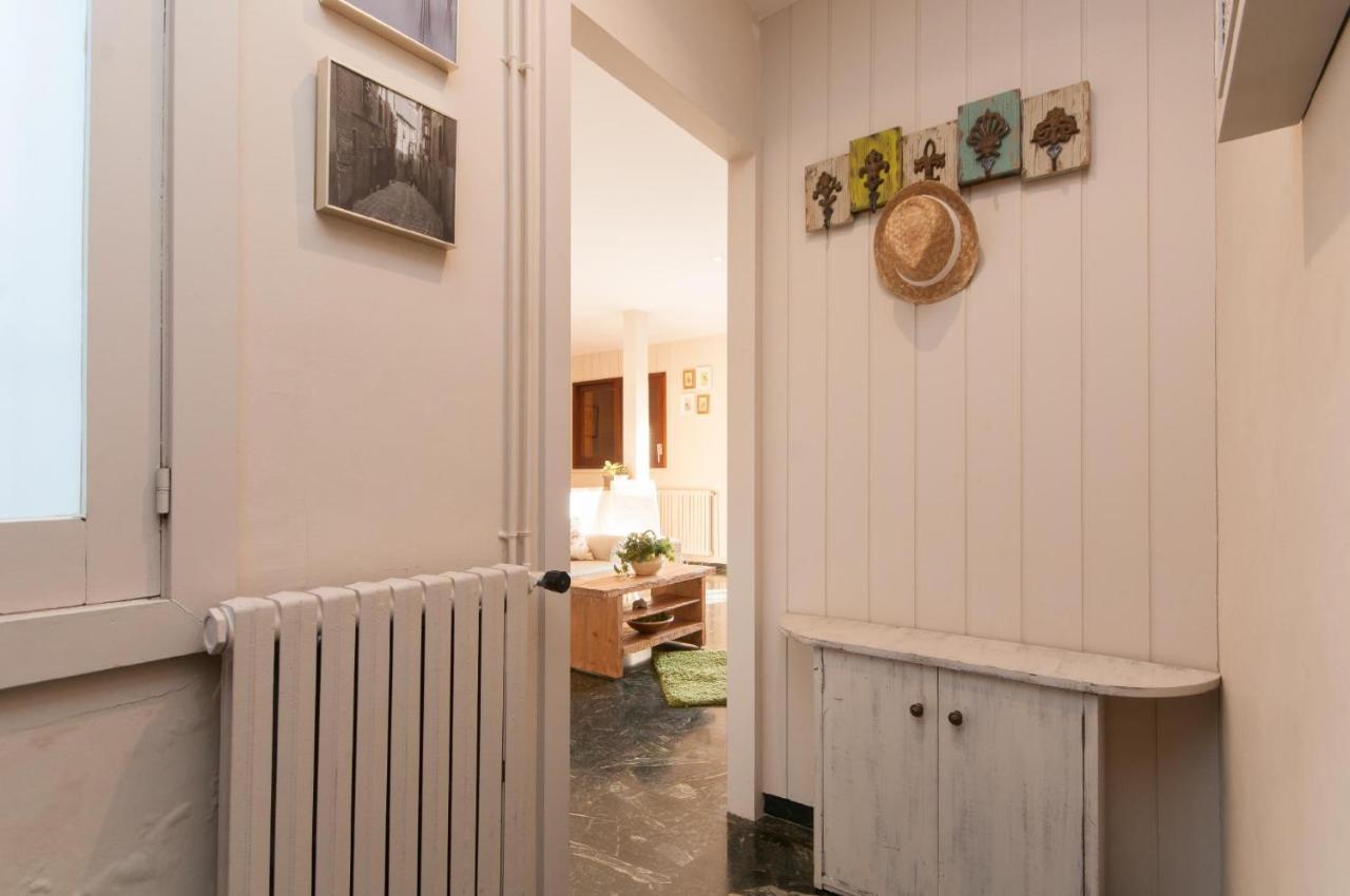 Elevated Experience - Urquinaona Apartman Barcelona Kültér fotó
