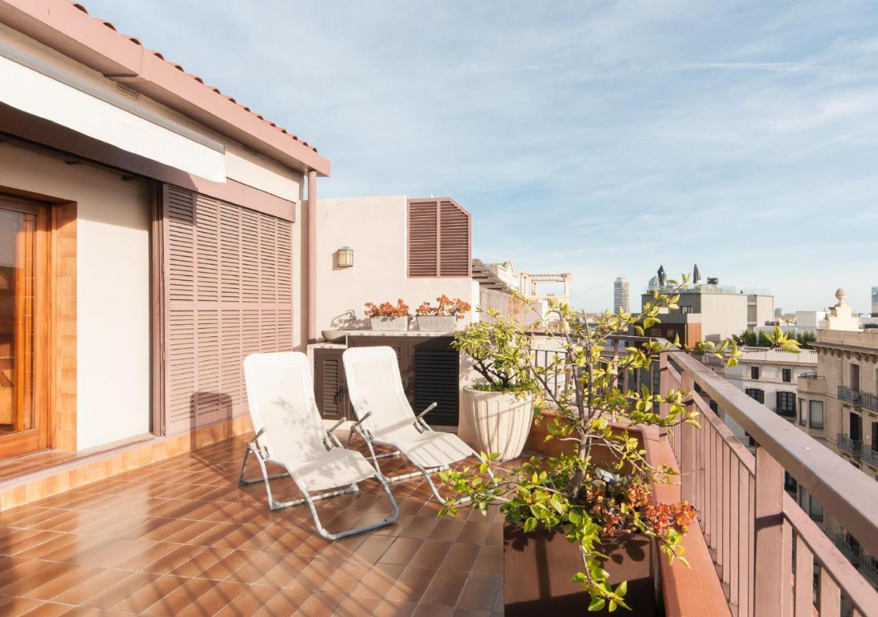 Elevated Experience - Urquinaona Apartman Barcelona Kültér fotó