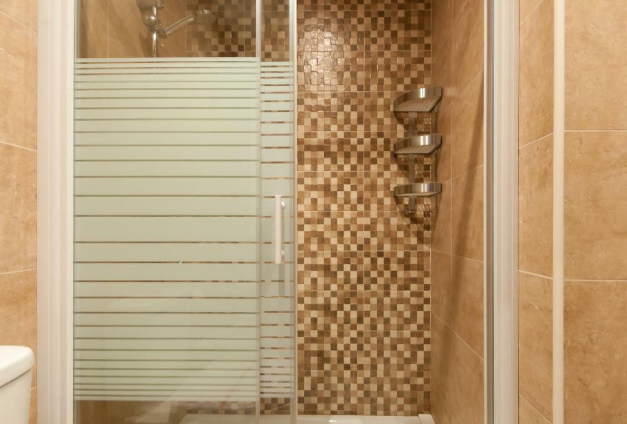 Elevated Experience - Urquinaona Apartman Barcelona Kültér fotó